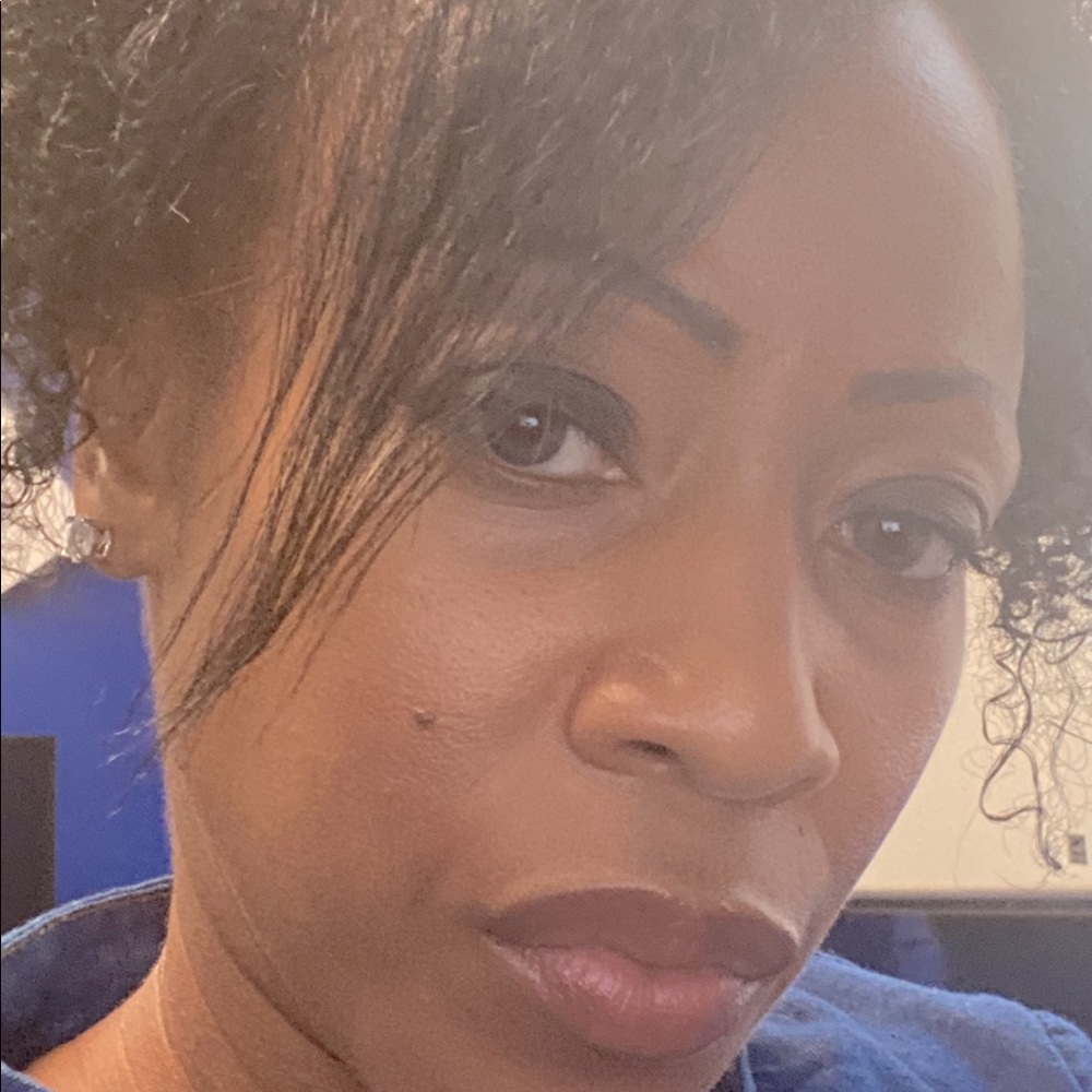 Meet your Posher, Latoya